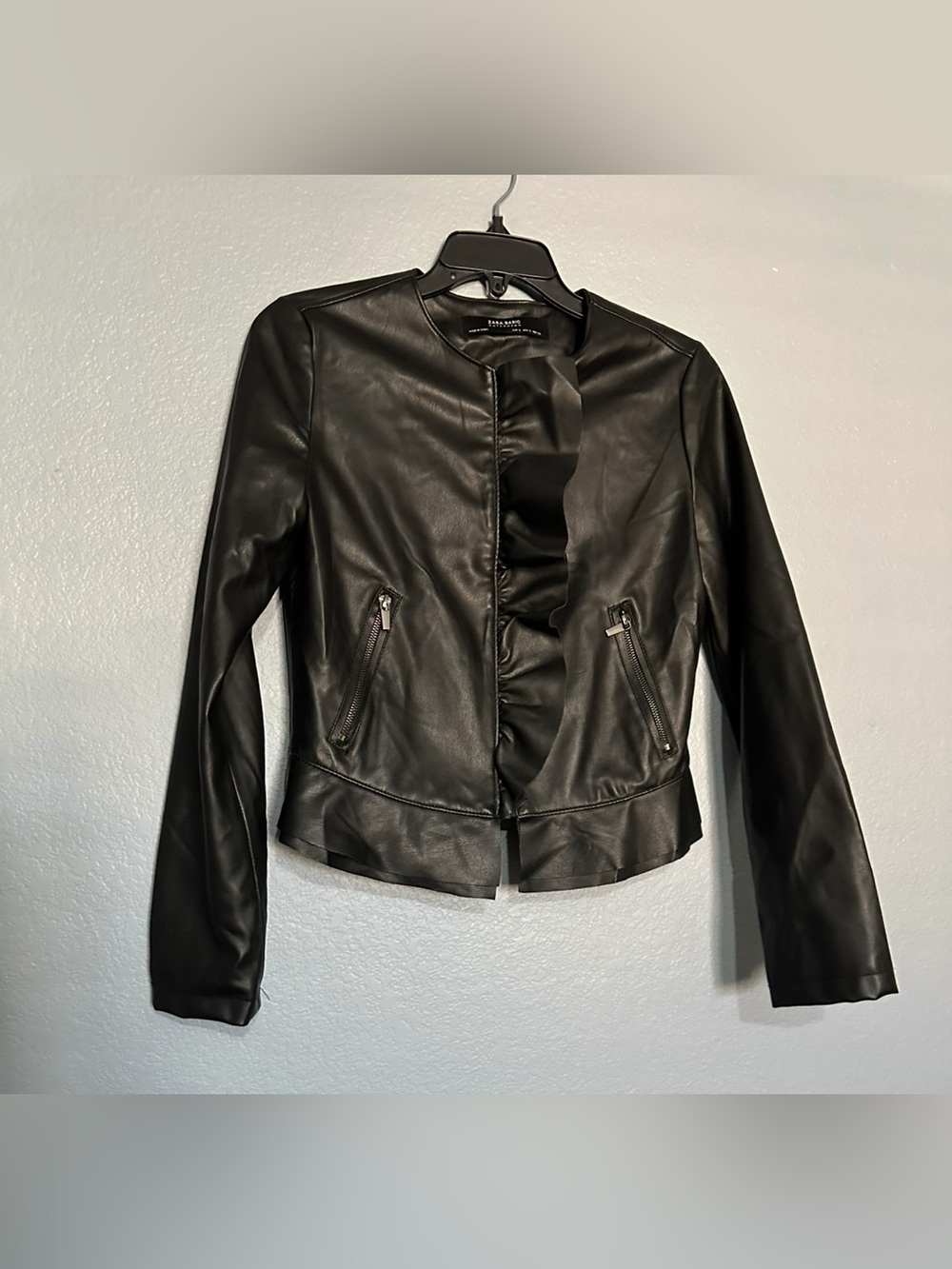 ZARA BLACK FAUX-LEATHER RUFFLE 
-TRIM JACKET